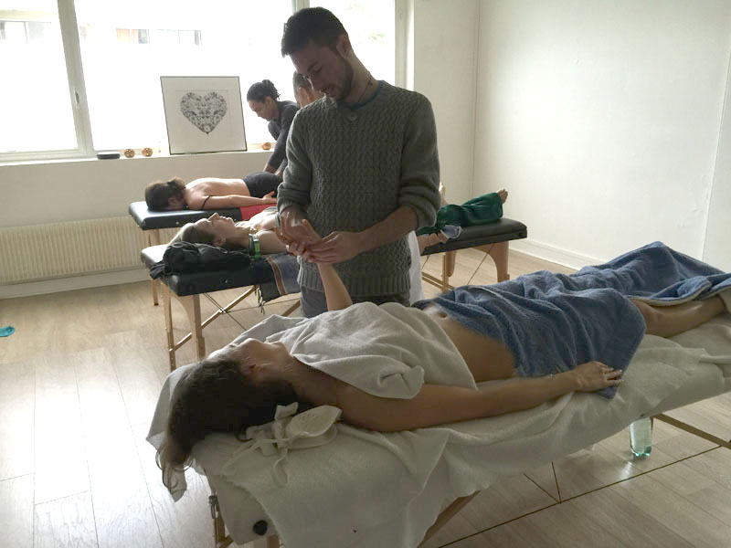 atelier Reiki, massage, soin énergétique Atelier  soin énergétique - 10 Euros par personne <br> Salle de yoga de Rueil Malmaison de 10h à 13h